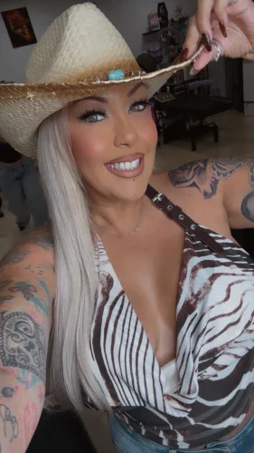 Tattoo Chick