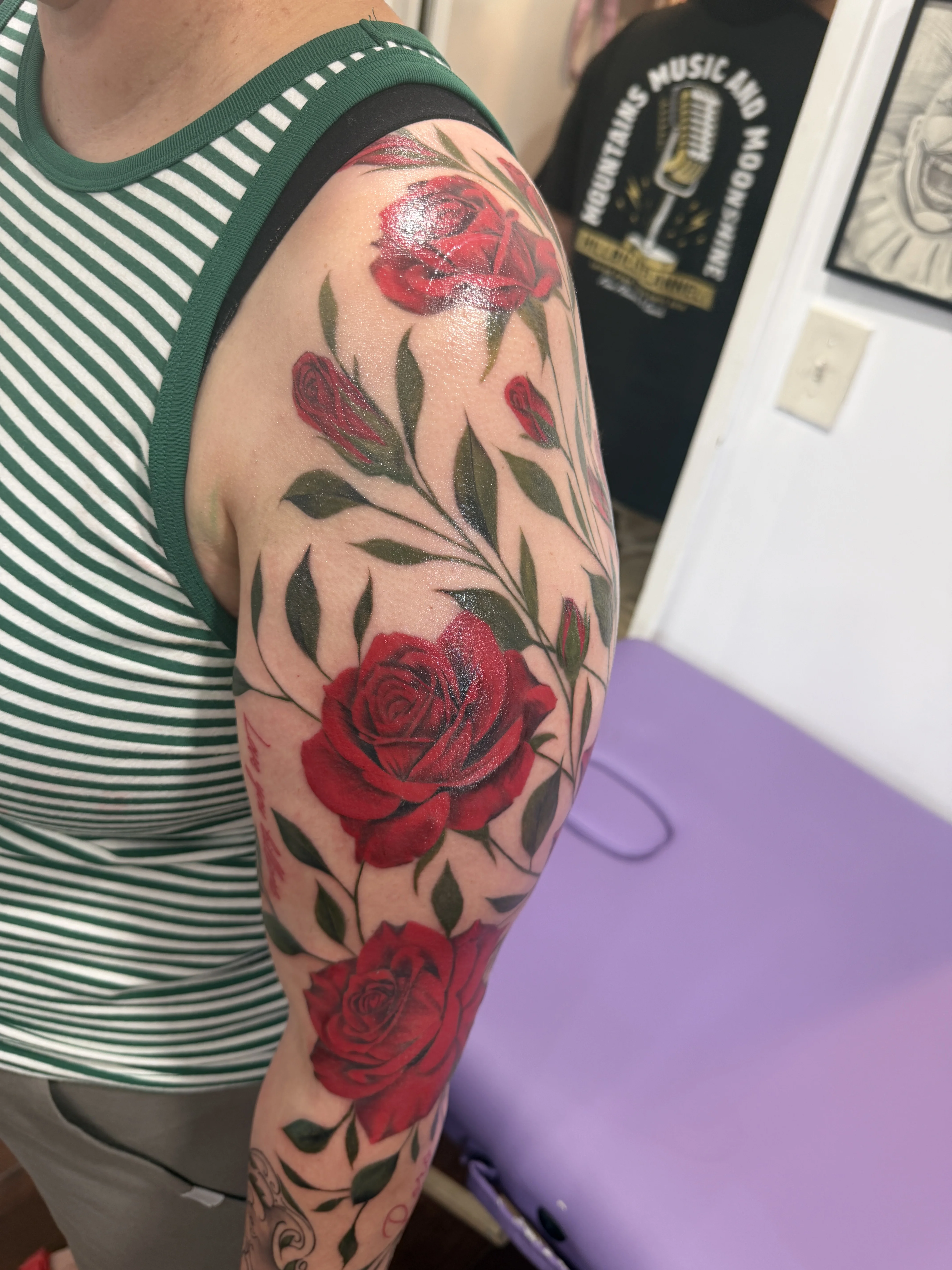 Red Roses Color Realism Full Sleeve: rose, rose bud, leaf, stem, floral, nature