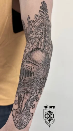 Knight Helmet Fine Line Forearm