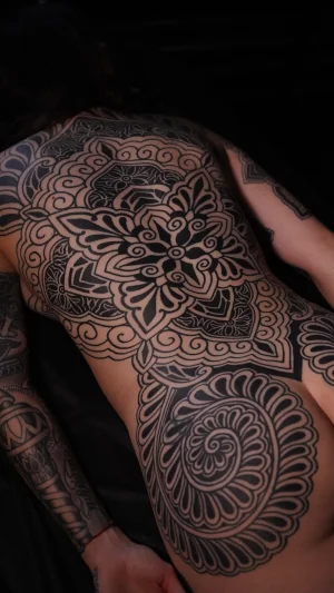 Bold Geometric Full Back Piece