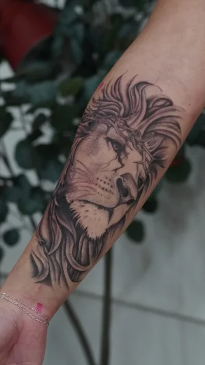Lion With Crown of Thorns Forearm