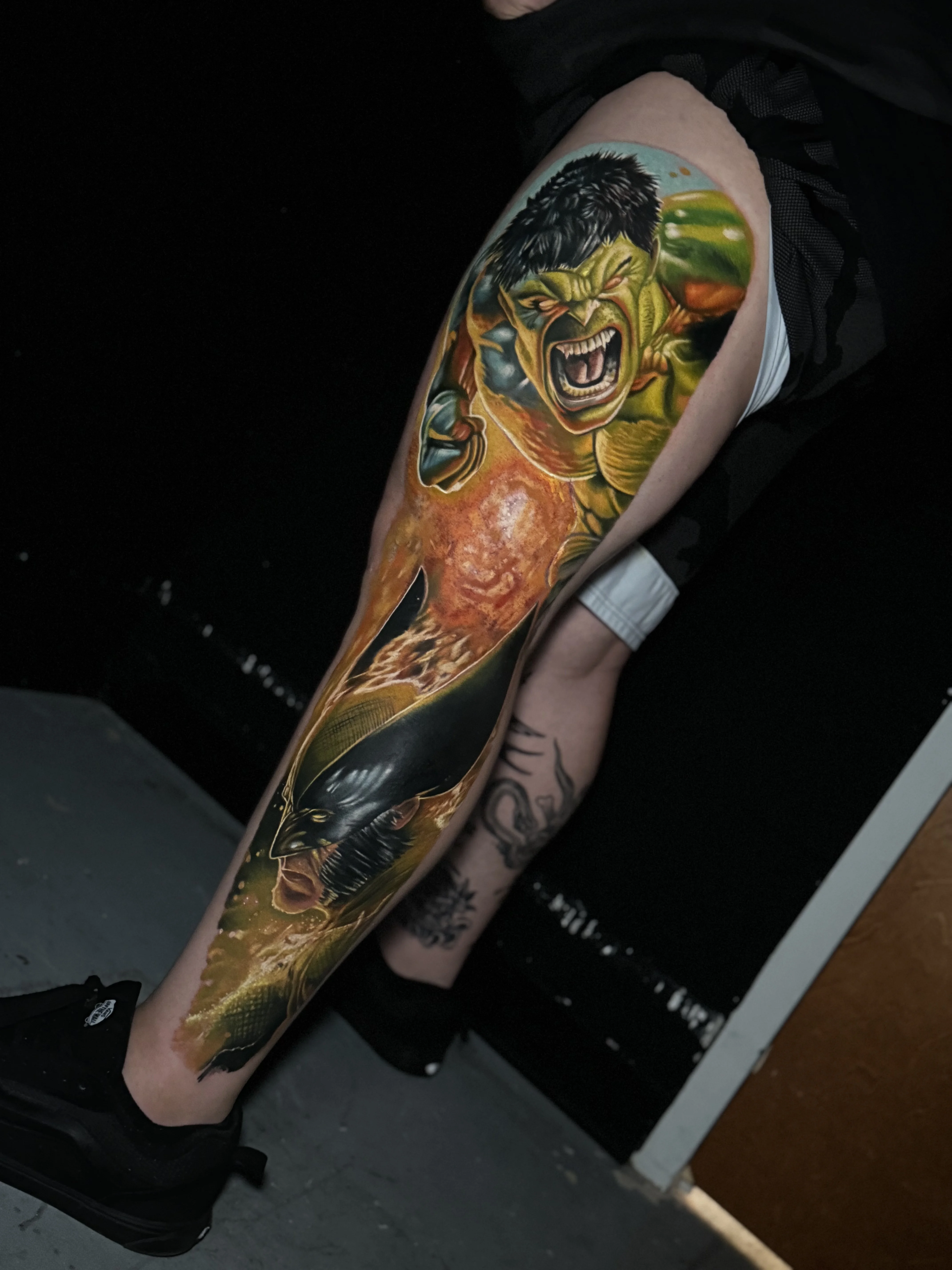 Hulk and Wolverine Full Leg Sleeve: hulk, wolverine, fire, muscles, hair, superheroes