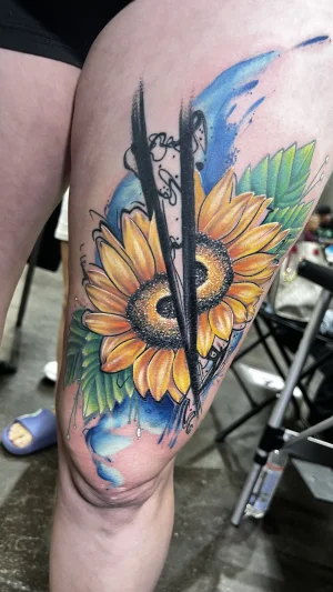 Vibrant Sunflower Thigh Design
