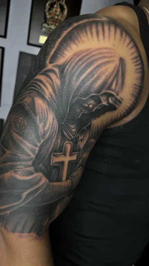 Hooded Figure Praying Half Sleeve