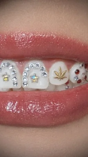 Sparkling Rhinestone Teeth Jewelry