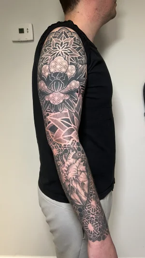 Geometric Floral Anatomical Full Sleeve