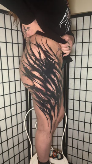 Abstract Blackwork Full Leg