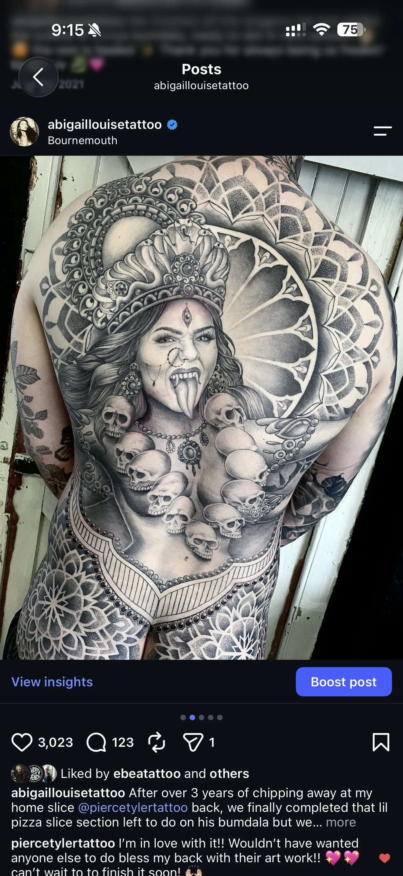Gothic Woman Full Back Realism: woman, skulls, tongue, headpiece, necklace, lace-pattern