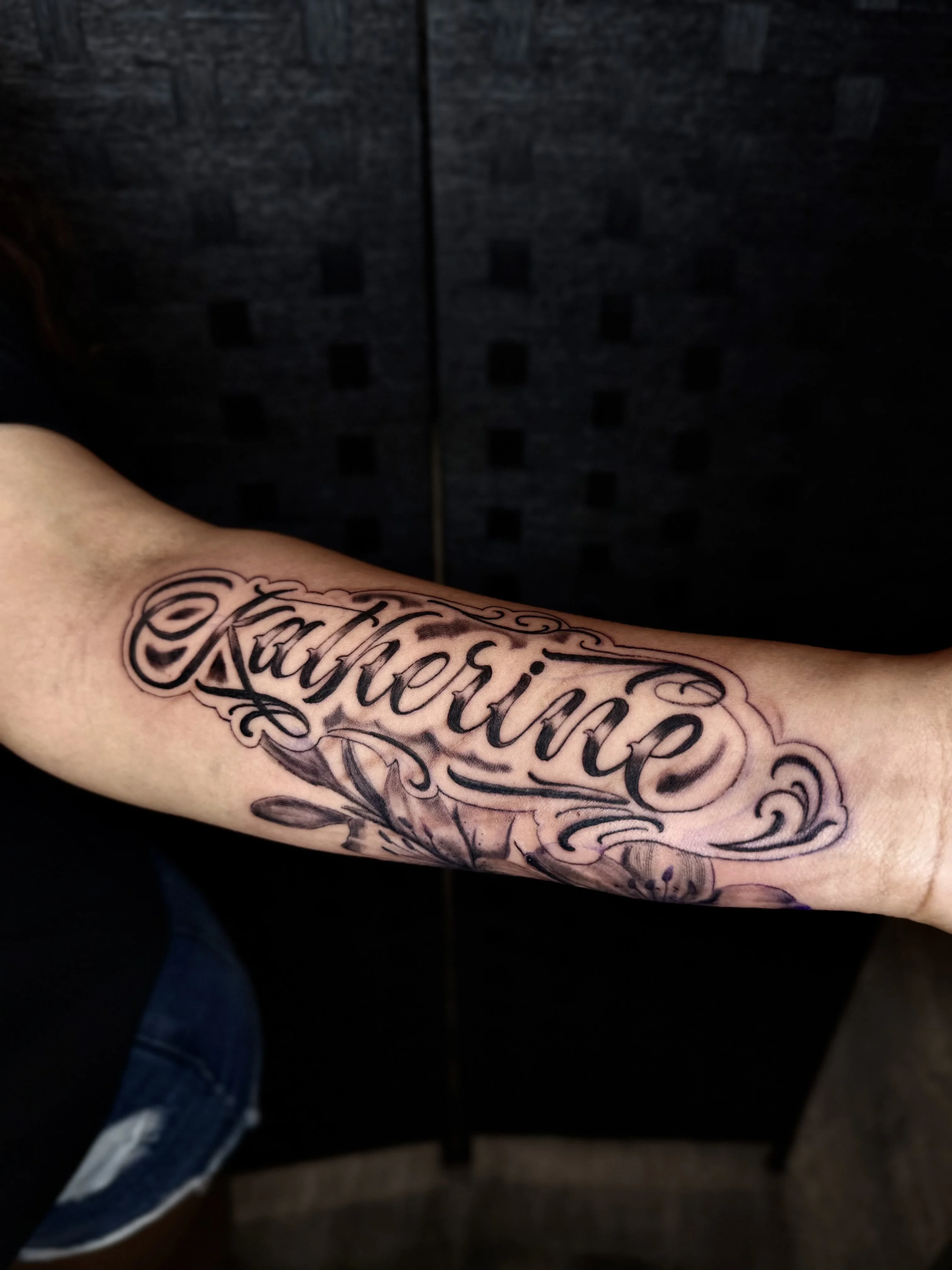 Black & Gray Realism tattoo by Churry Tattoos: name, floral, leaf, memorial