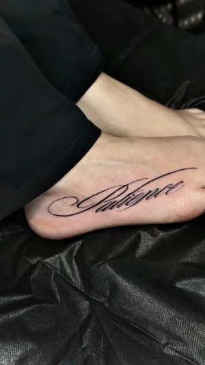 Delicate Fine Line Script Foot
