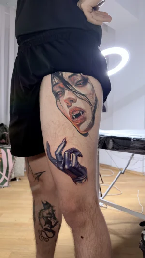 Realistic Bloody Woman Thigh