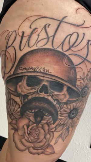 Skull with Helmet and Rose Thigh Piece