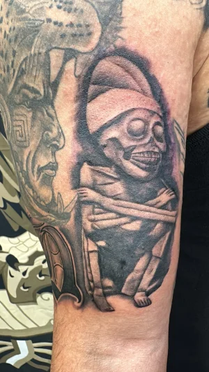 Sitting Skeleton Quarter Sleeve
