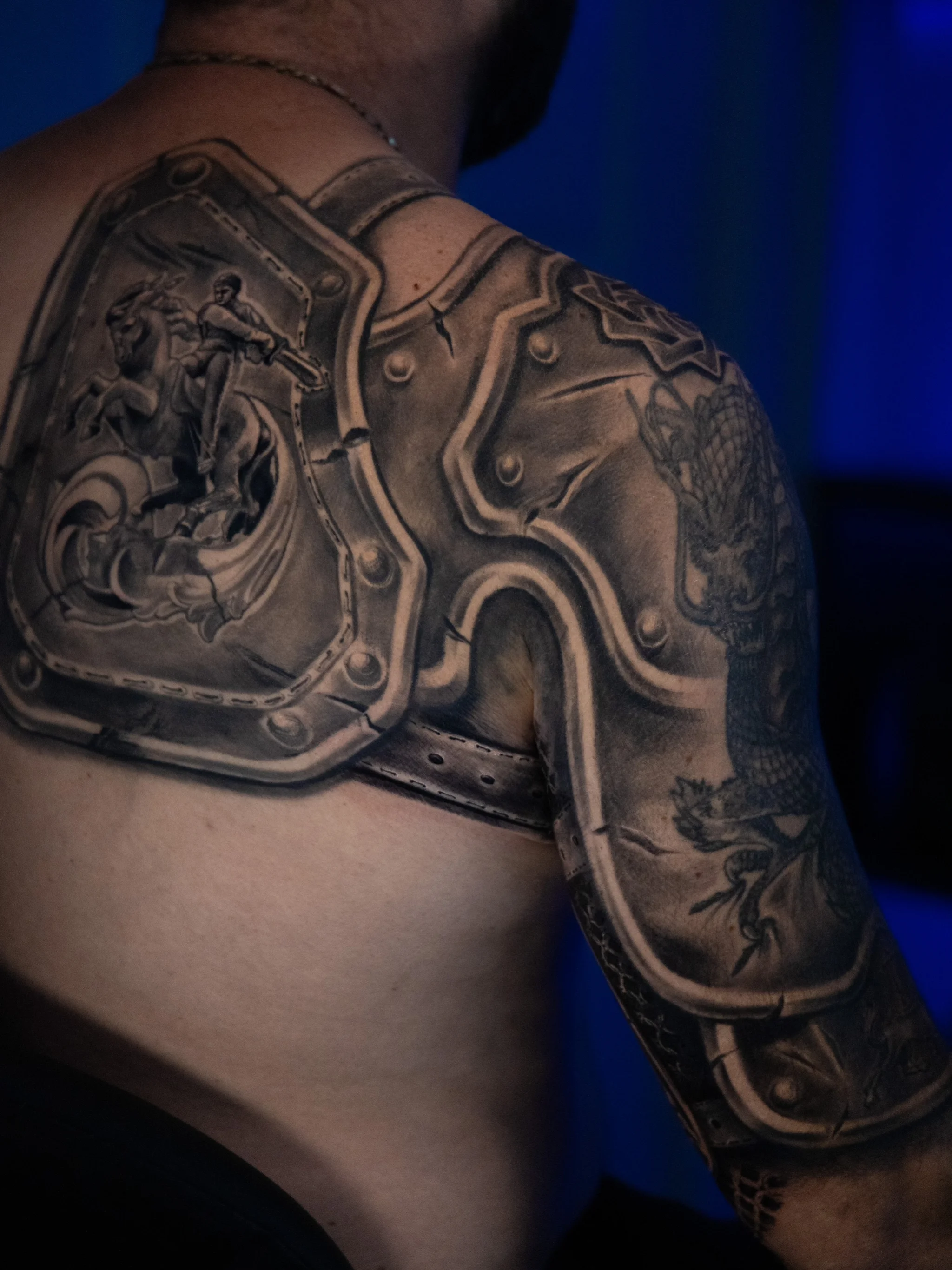 Armor Half Sleeve With Soldier And Dragon: armor, soldier, wave, dragon, military, mythology