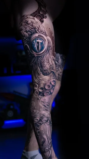 Realistic Octopus Full Leg Sleeve
